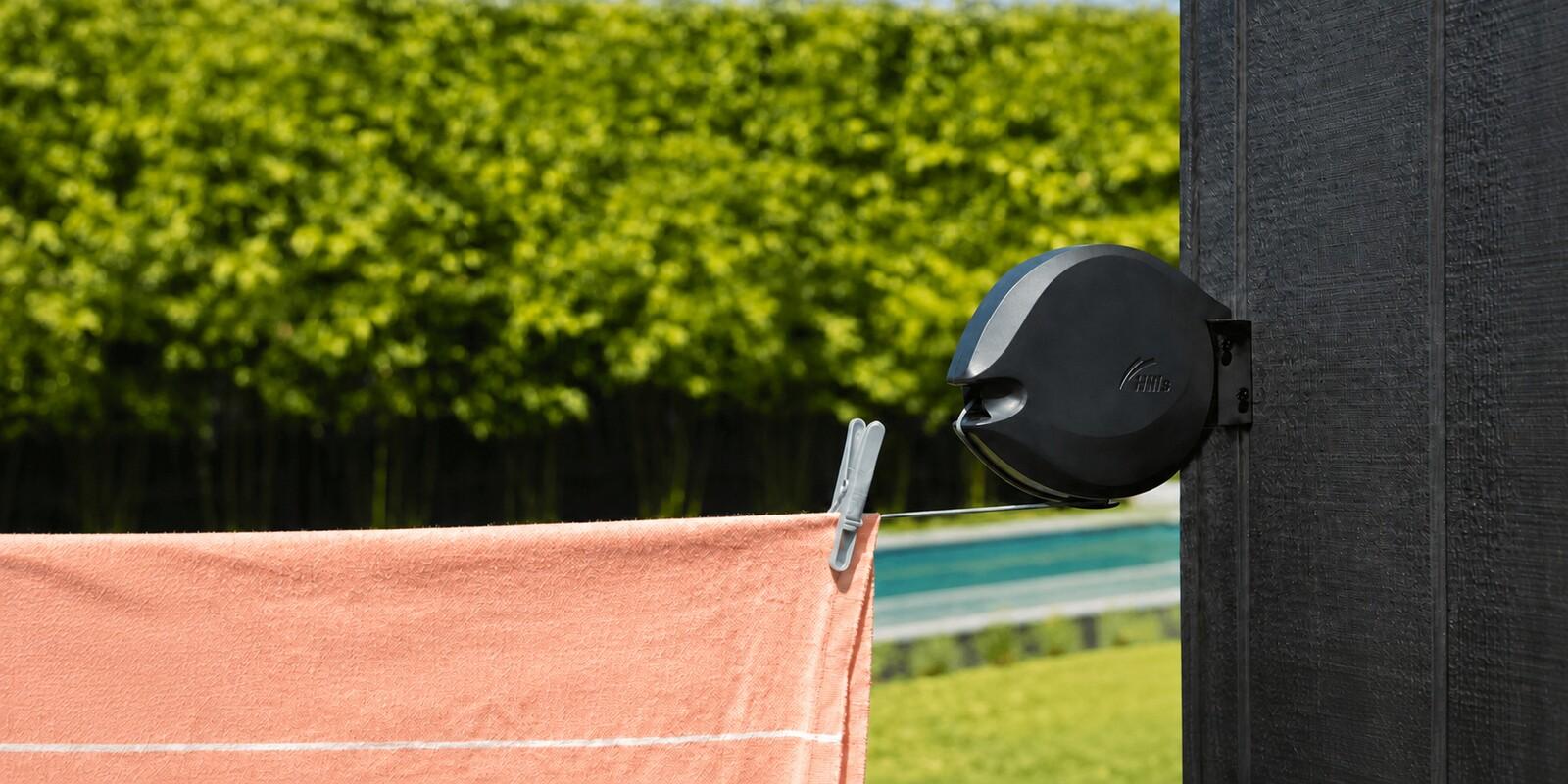 07-single-retractable-peach-towel